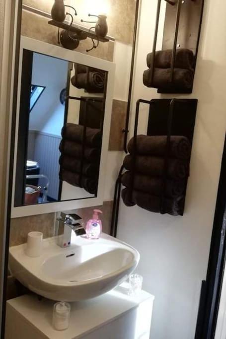 Le Nid Douillet Splendide Linge Fourni Apartamento La Bourboule Exterior foto